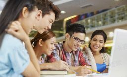 W.C������